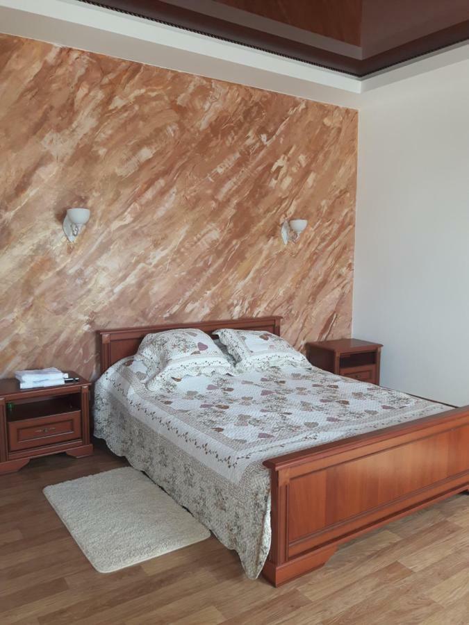 Ferienwohnung Киевская 43 Khorol Exterior foto