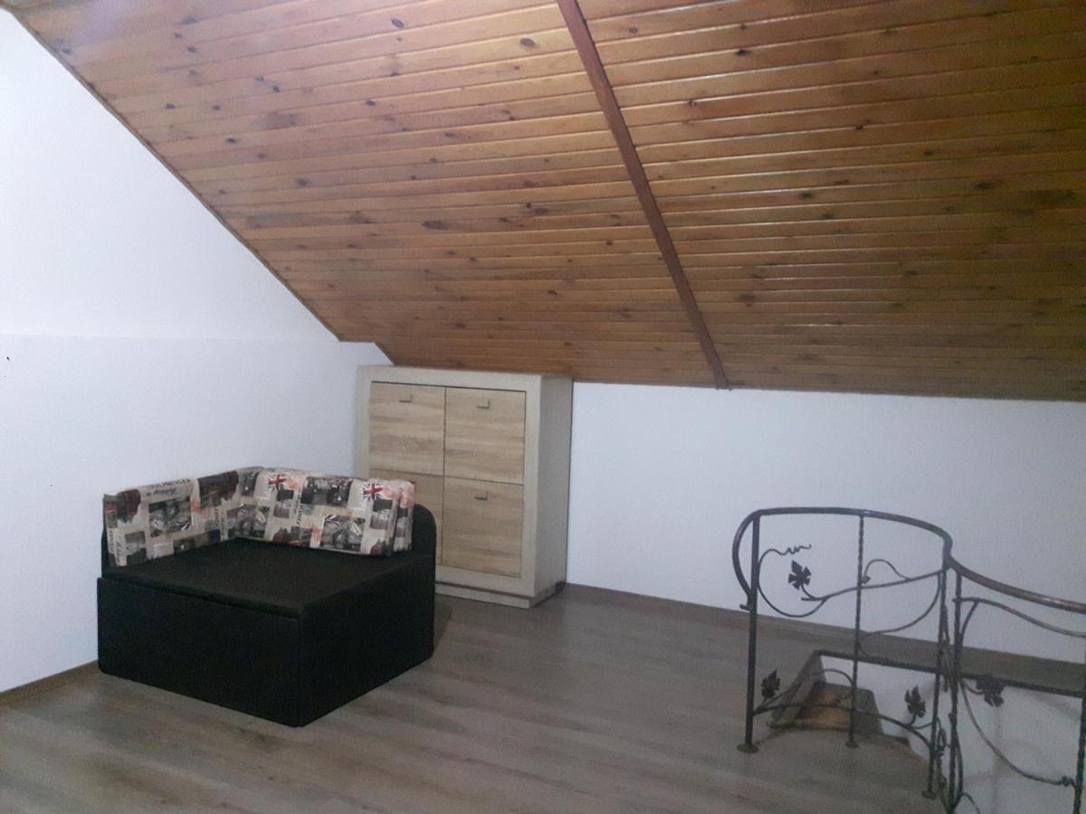 Ferienwohnung Киевская 43 Khorol Exterior foto